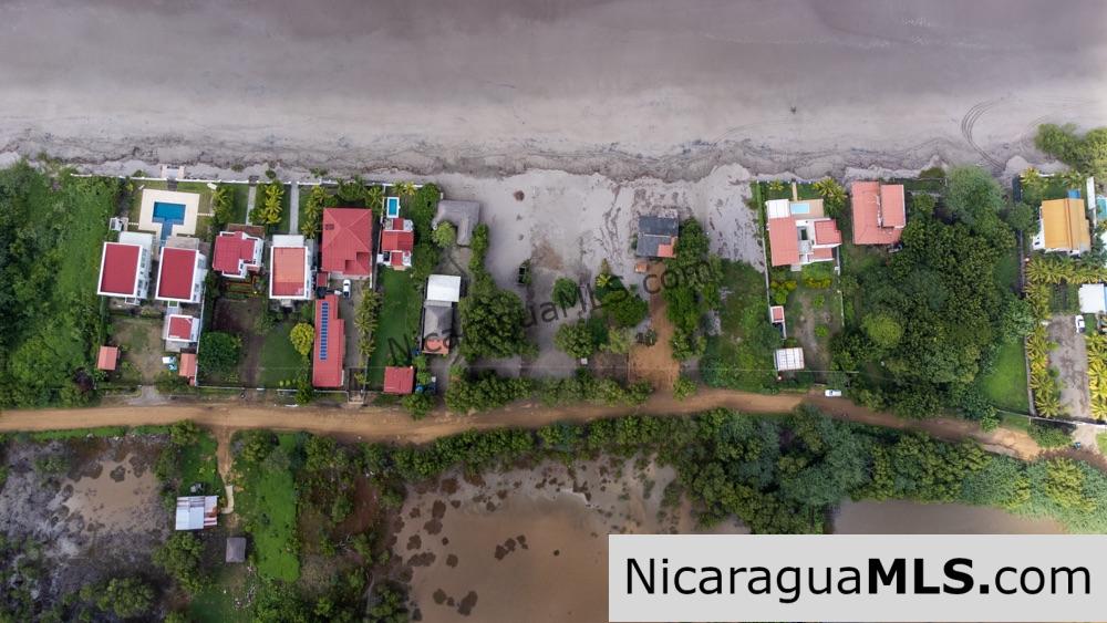Beachfront Land at Playa Guasacate in Nicaragua - Image 2
