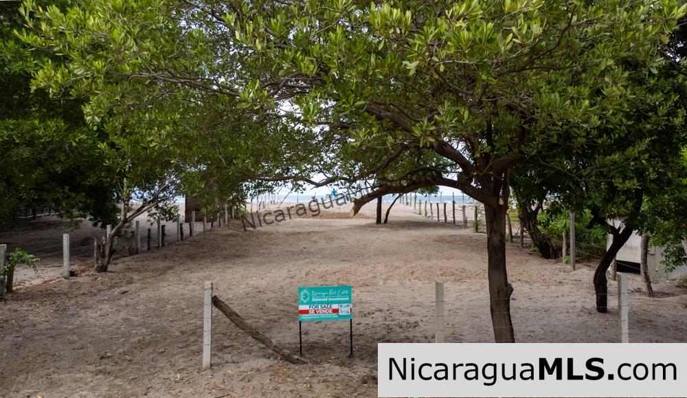 Beachfront Land at Playa Guasacate in Nicaragua - Image 11
