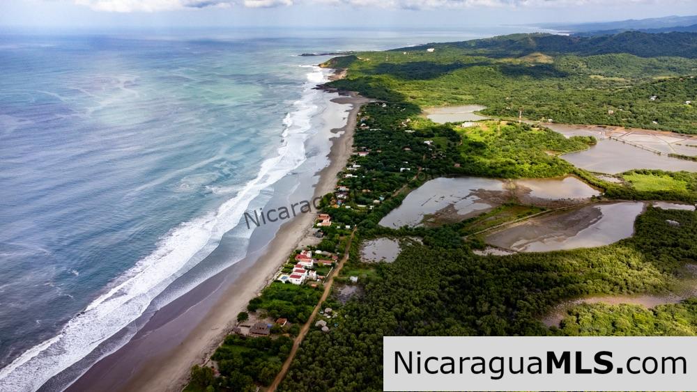 Beachfront Land at Playa Guasacate in Nicaragua - Image 12