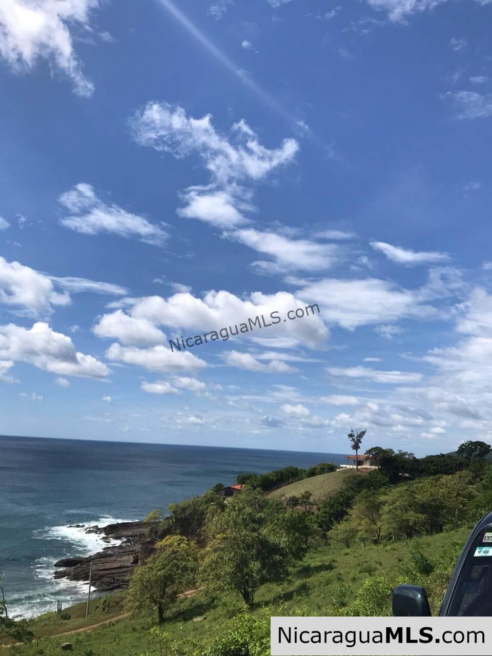 Premium Lots in Playa Remanso, San Juan del Sur - Image 4
