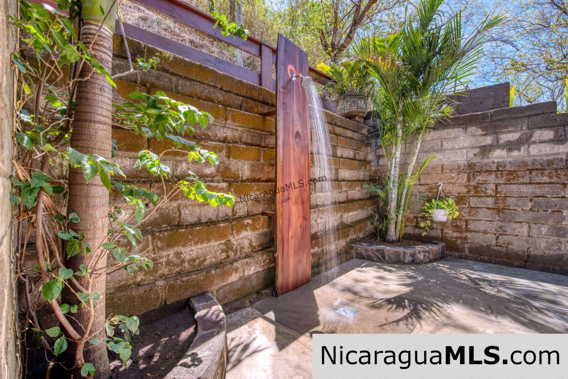 Charming House in Residencial Montemar - Image 14