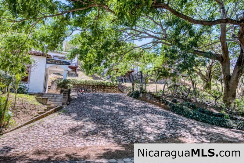 Charming House in Residencial Montemar - Image 18