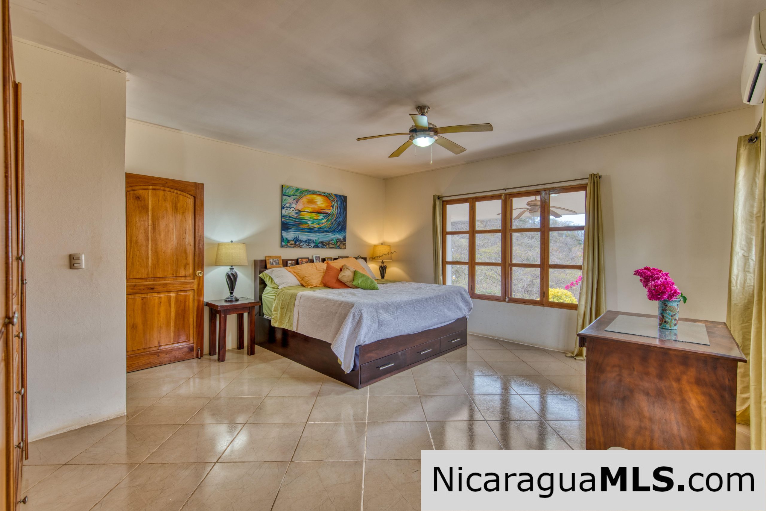 Ocean View Home Walking Distance to Playa Yankee - Image 10