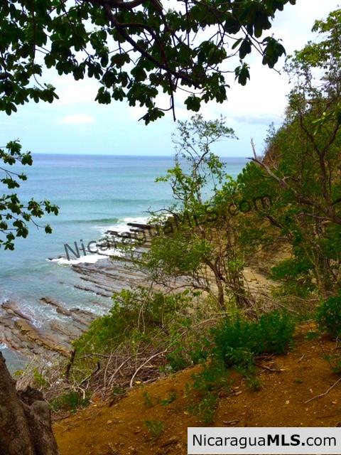 Amazing ocean views and walking distance to the beach - Image 3