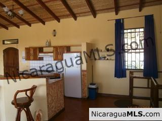 Casa Soleil Ocean Views with Pool - Image 9