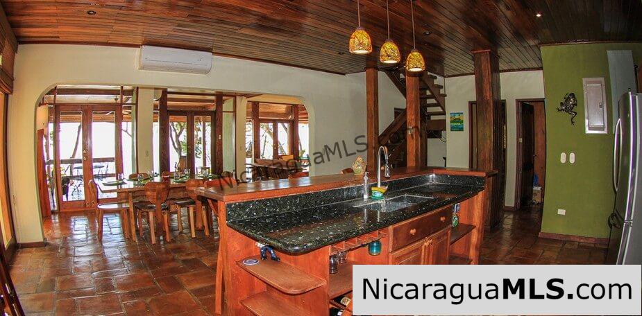 House with 5 bedrooms in Redonda Bay Tola. Incredible ocean view! - Image 16