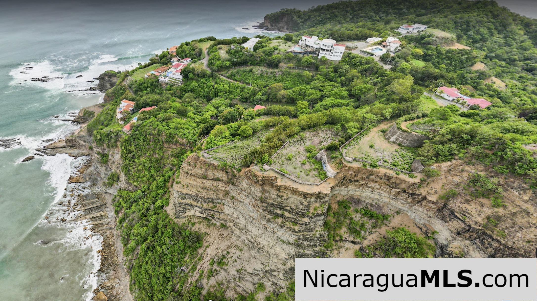 Clifftop Panoramic View Lot in Pacific Marlin SJDS - Image 5