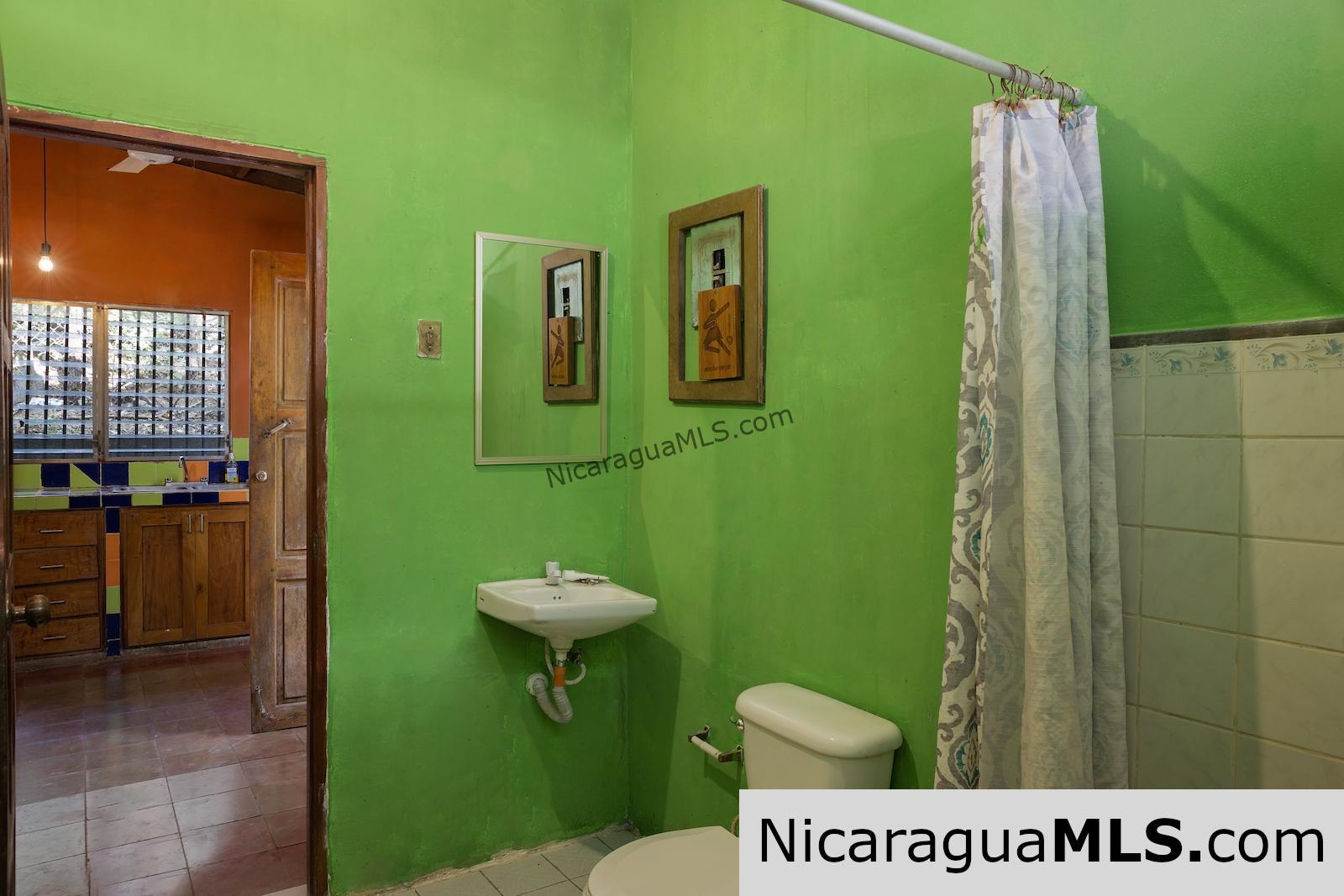 Surf House Bungalow near Two Beaches in San Juan Del Sur - Image 10