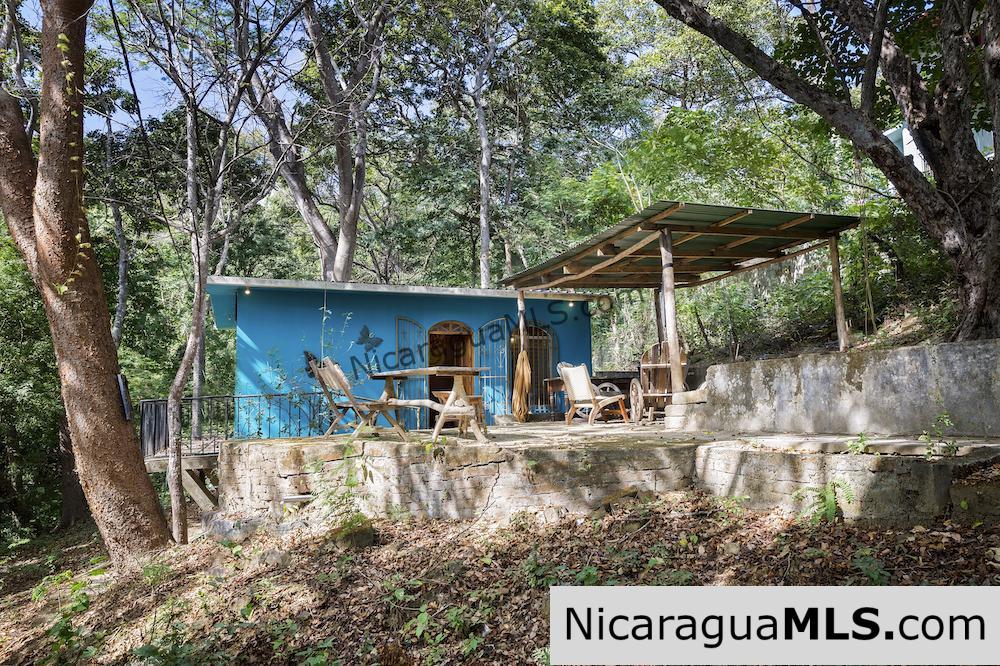 Surf House Bungalow near Two Beaches in San Juan Del Sur - Image 4