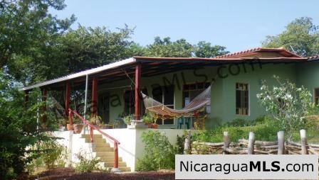 Eco Surf Lodge on 4 Acres - Image 9