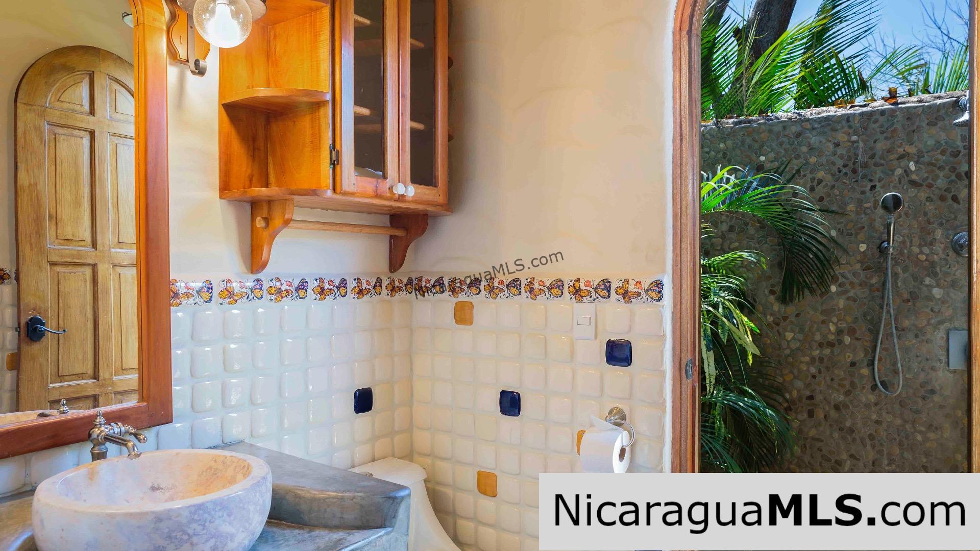 Luxury living at Villa Guayacan - Image 6
