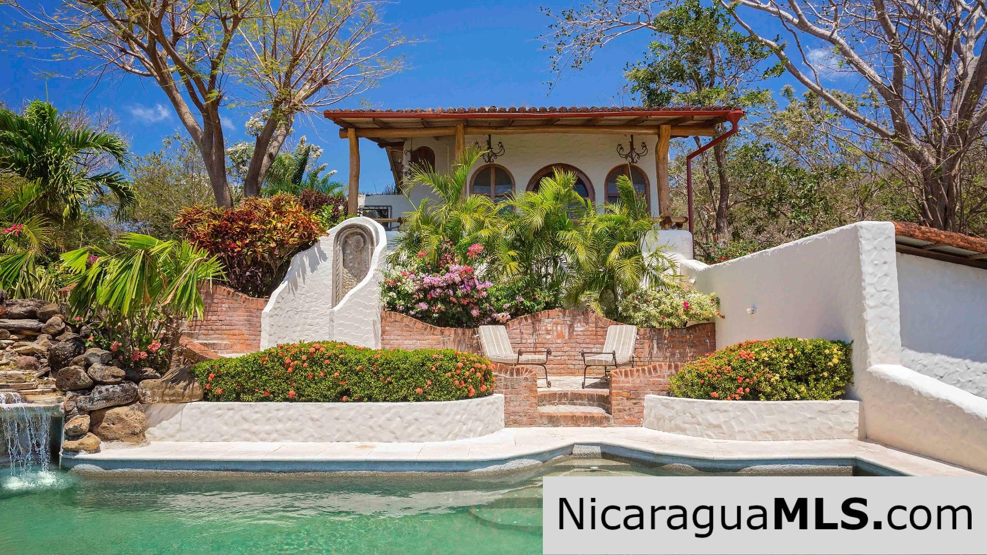 Luxury living at Villa Guayacan - Image 9