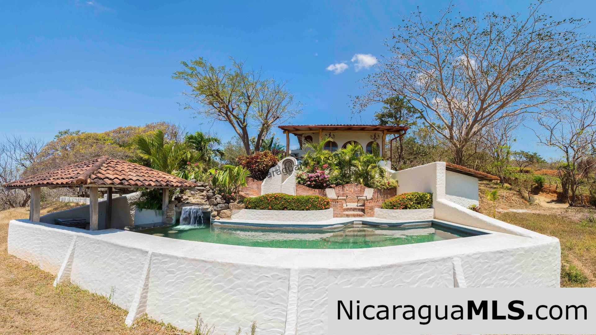 Luxury living at Villa Guayacan - Image 12
