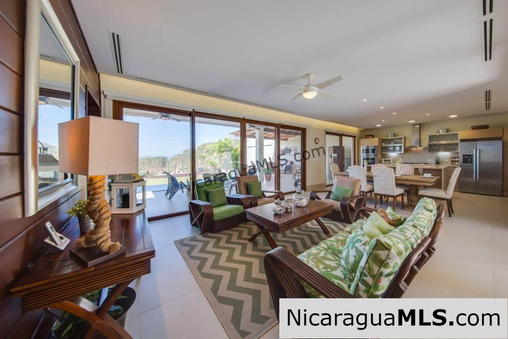 SOLD - Villa 8 Verdemar, a luxurious two-story, 4-bedroom villa with an annex bungalow at the Guacalito Island Resort. Tola, Nicaragua. - Image 8