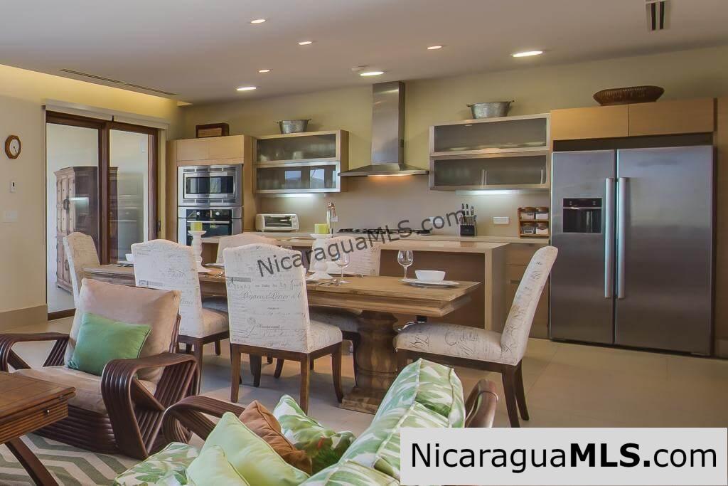 SOLD - Villa 8 Verdemar, a luxurious two-story, 4-bedroom villa with an annex bungalow at the Guacalito Island Resort. Tola, Nicaragua. - Image 11