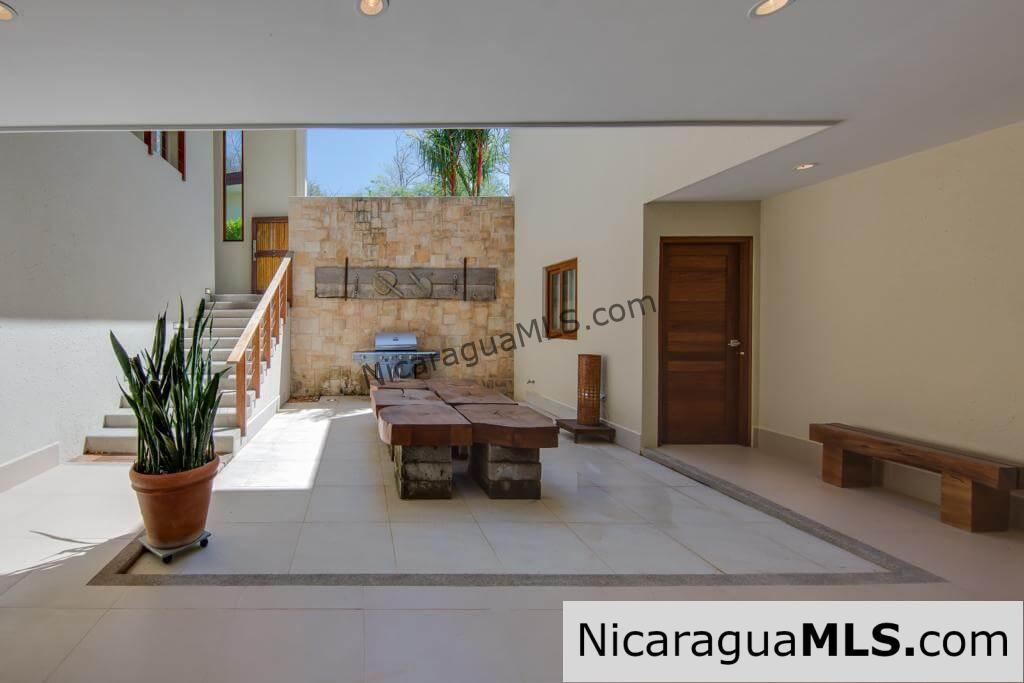 SOLD - Villa 8 Verdemar, a luxurious two-story, 4-bedroom villa with an annex bungalow at the Guacalito Island Resort. Tola, Nicaragua. - Image 12