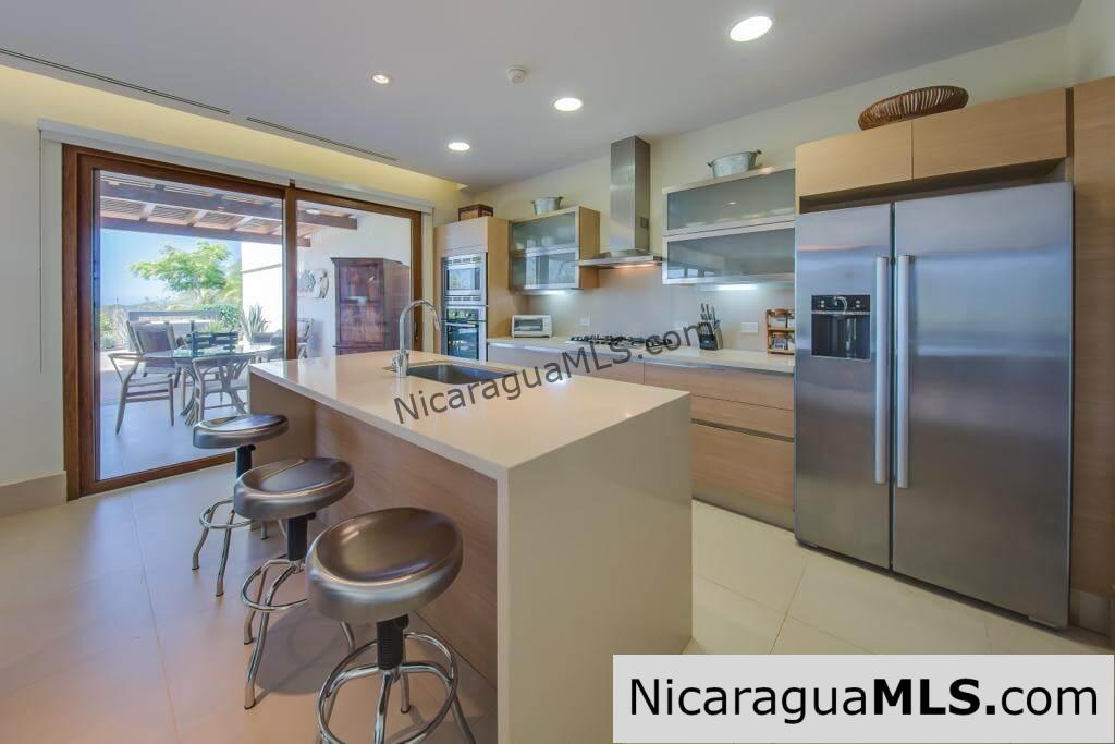 SOLD - Villa 8 Verdemar, a luxurious two-story, 4-bedroom villa with an annex bungalow at the Guacalito Island Resort. Tola, Nicaragua. - Image 16