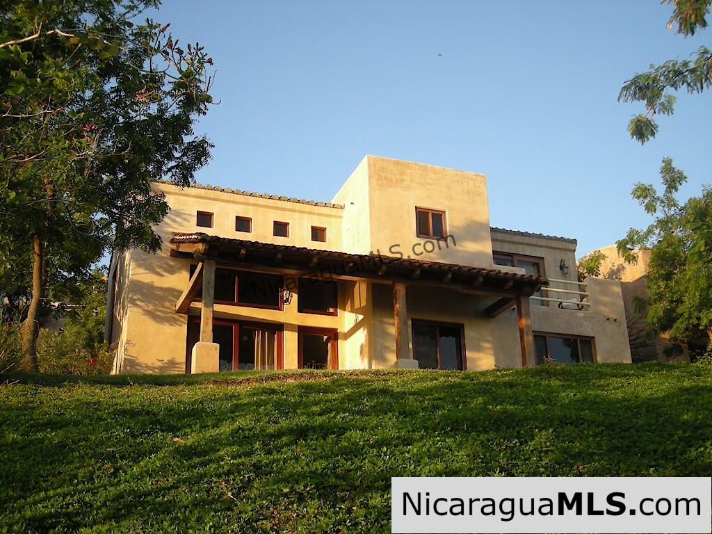 Villa Carmen Luxury Villa Rental in Villas de Palermo - Image 20