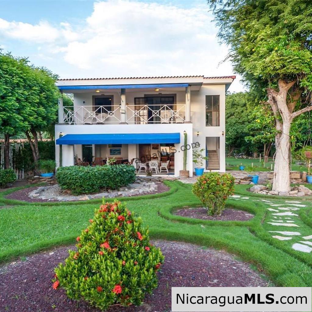 SOLD - Beach Front House in Playa Marsella - Image 2