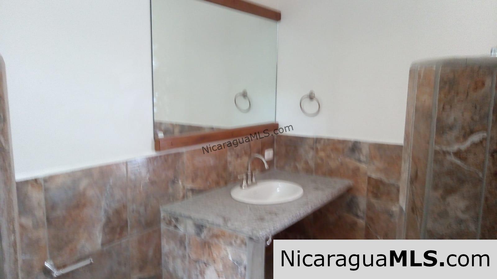 For Rent Beautiful 3Beds 3Baths House in Little Bavaria - Image 20