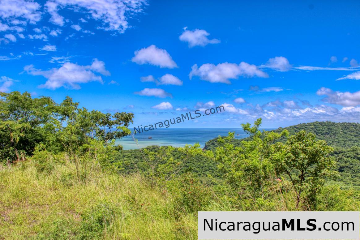 Playa Yankee Triple Ocean View Lot Near One Acre - Image 4