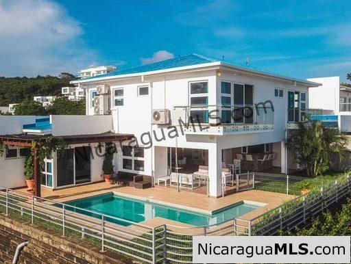 Luxurious House With Ocean View in San Juan Del Sur