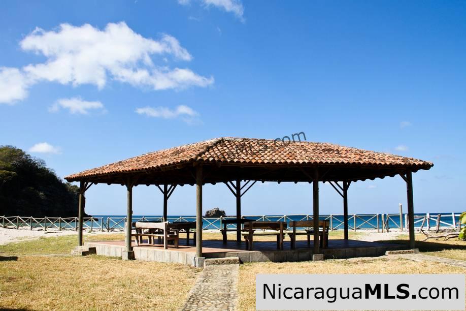 Wooded Lot Close to Beach Playa Marsella San Juan del Sur Nicaragua - Image 2