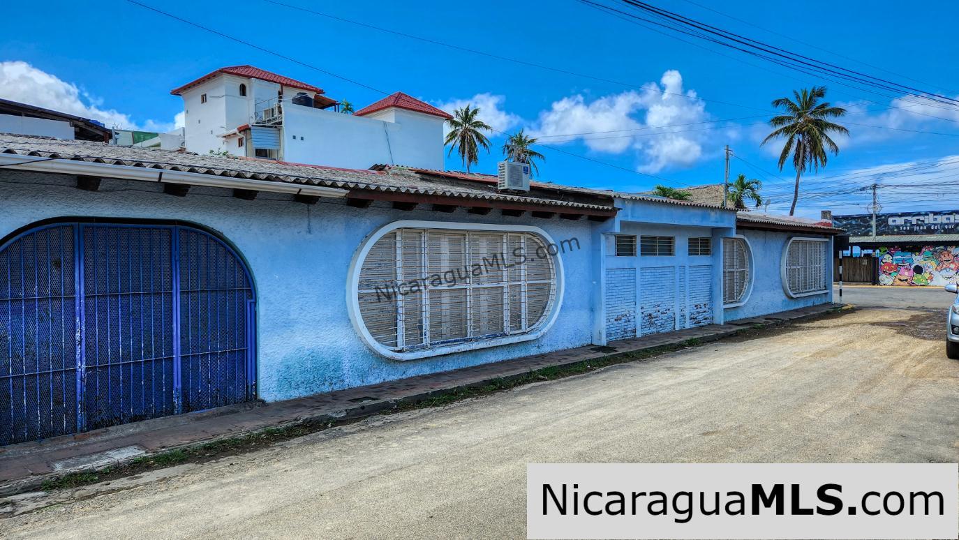 SOLD - Beachfront Corner In Town Exceptionally Large Commercial Property - Image 4