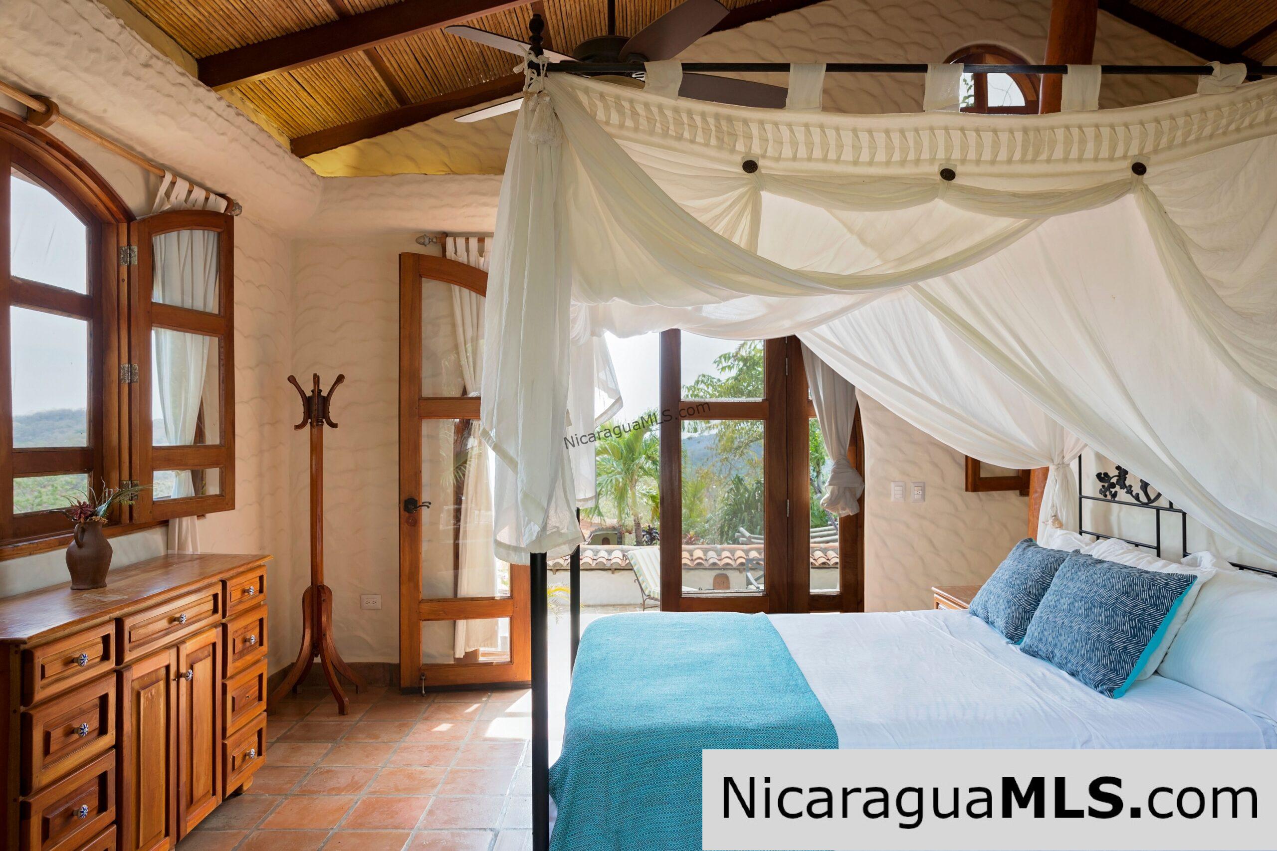 Villa Loma An Oceanview Estate in San Juan Del Sur - Image 12