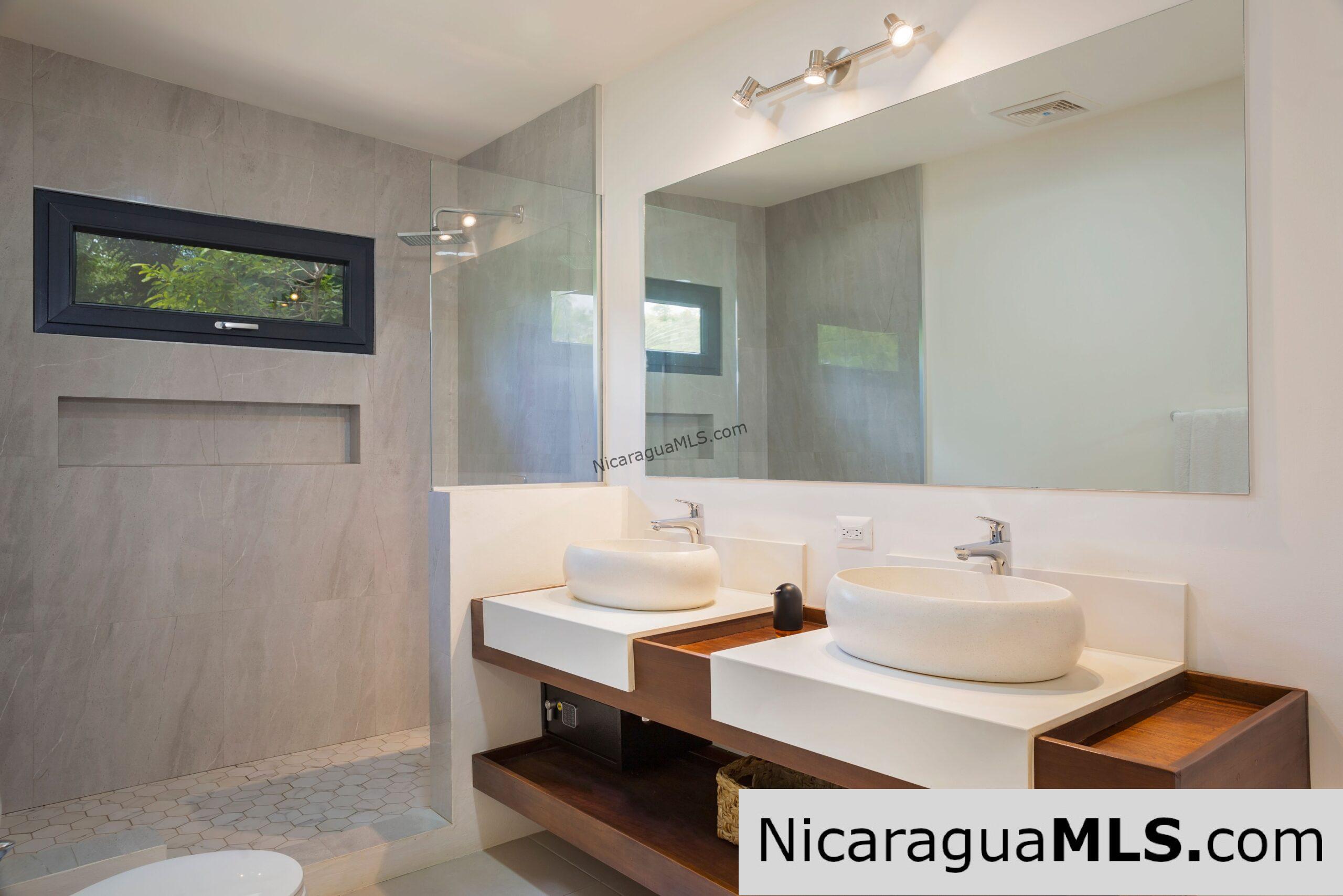Minimalistic Forest House San Juan Del Sur Nicaragua - Image 12