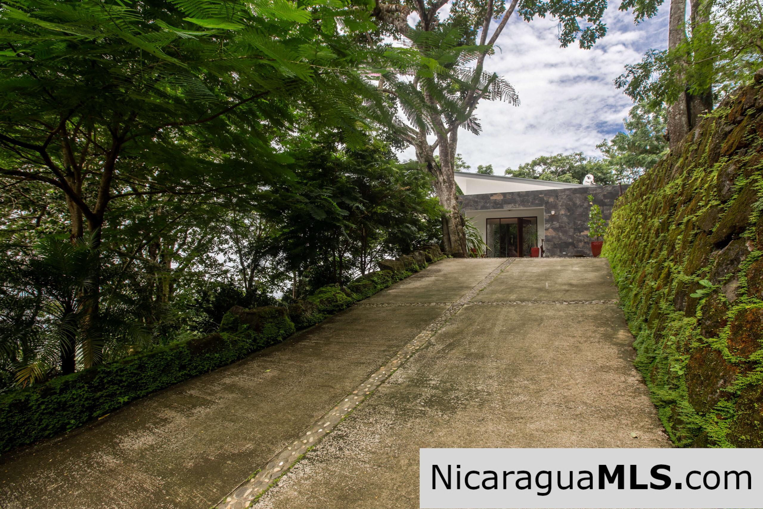 4 Bedrooms home, Mona Gaia in Mombacho, Granada. - Image 7