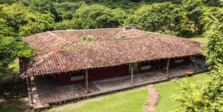 Traditional Spanish Hacienda set on 5 acres