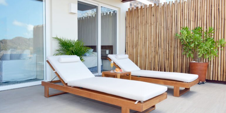 Luxury Living at El Sol #3, a Stunning in-town ocean view condo - Image 2