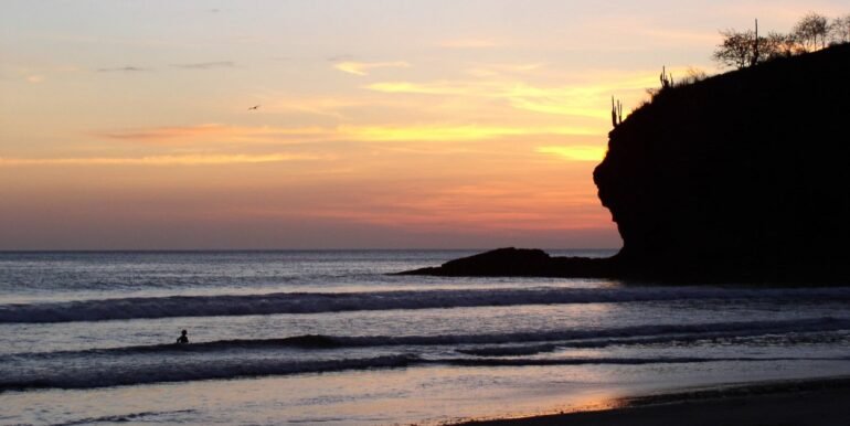 Tourist Complex For Sale in Playa EL Coco - San Juan del Sur! - Image 3