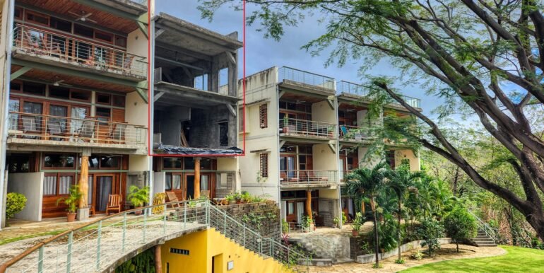 Builder’s Last Unit, Bayside Rooftop Unit in Talanguera - Image 5