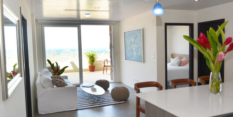 Luxury Living at El Sol #3, a Stunning in-town ocean view condo - Image 7