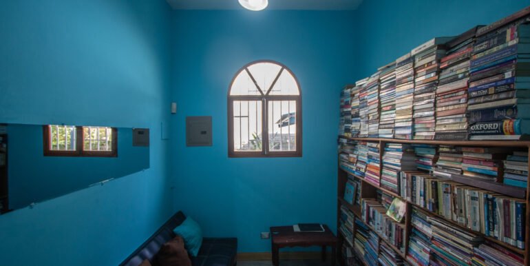 Cozy Two-Bedroom Home on Steps from Playa Peña Rota - Image 9