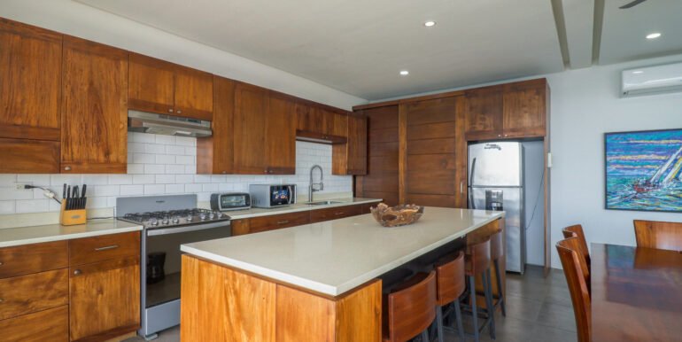 SOLD - Casa Santa Rita a Luxurious 3-Story Retreat With Million-Dollar - Image 9