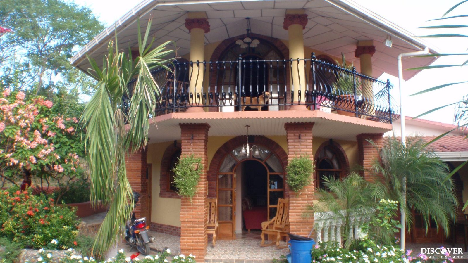 Casa Portobello a Beachfront Home – Renovation Opportunity! - Image 10