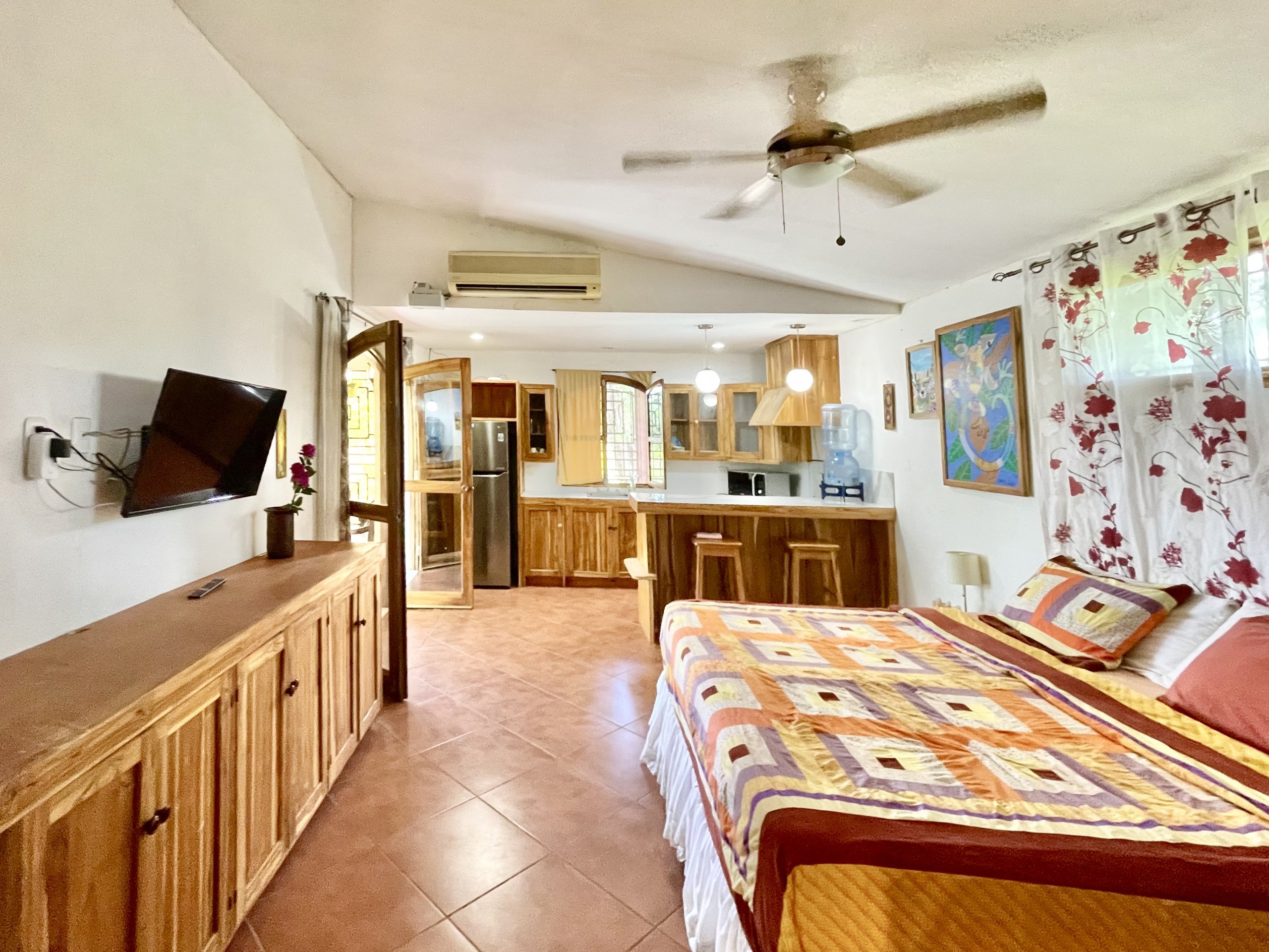 SOLD - Multi-Unit Apartment Complex - Image 11