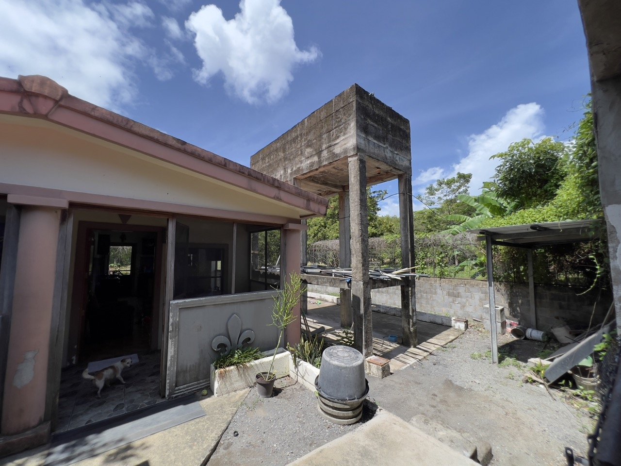 PanAmerican Highway Commercial Building Outside Rivas - Image 16