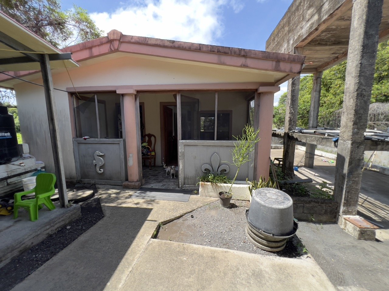 PanAmerican Highway Commercial Building Outside Rivas - Image 15