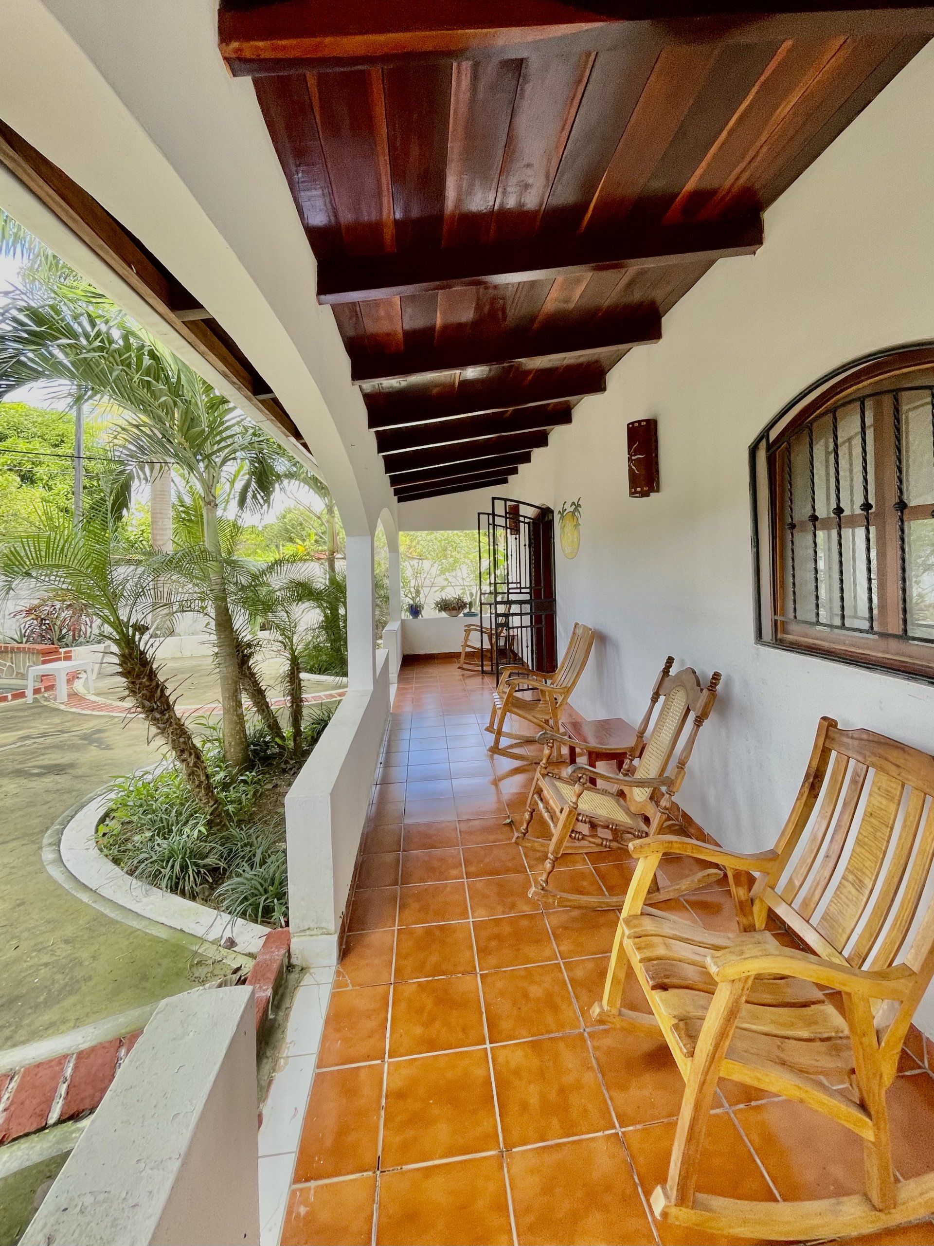 SOLD - Multi-Unit Apartment Complex - Image 4