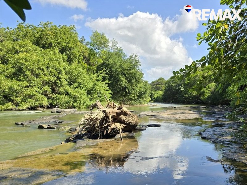 Affordable Beach Lot - Image 12