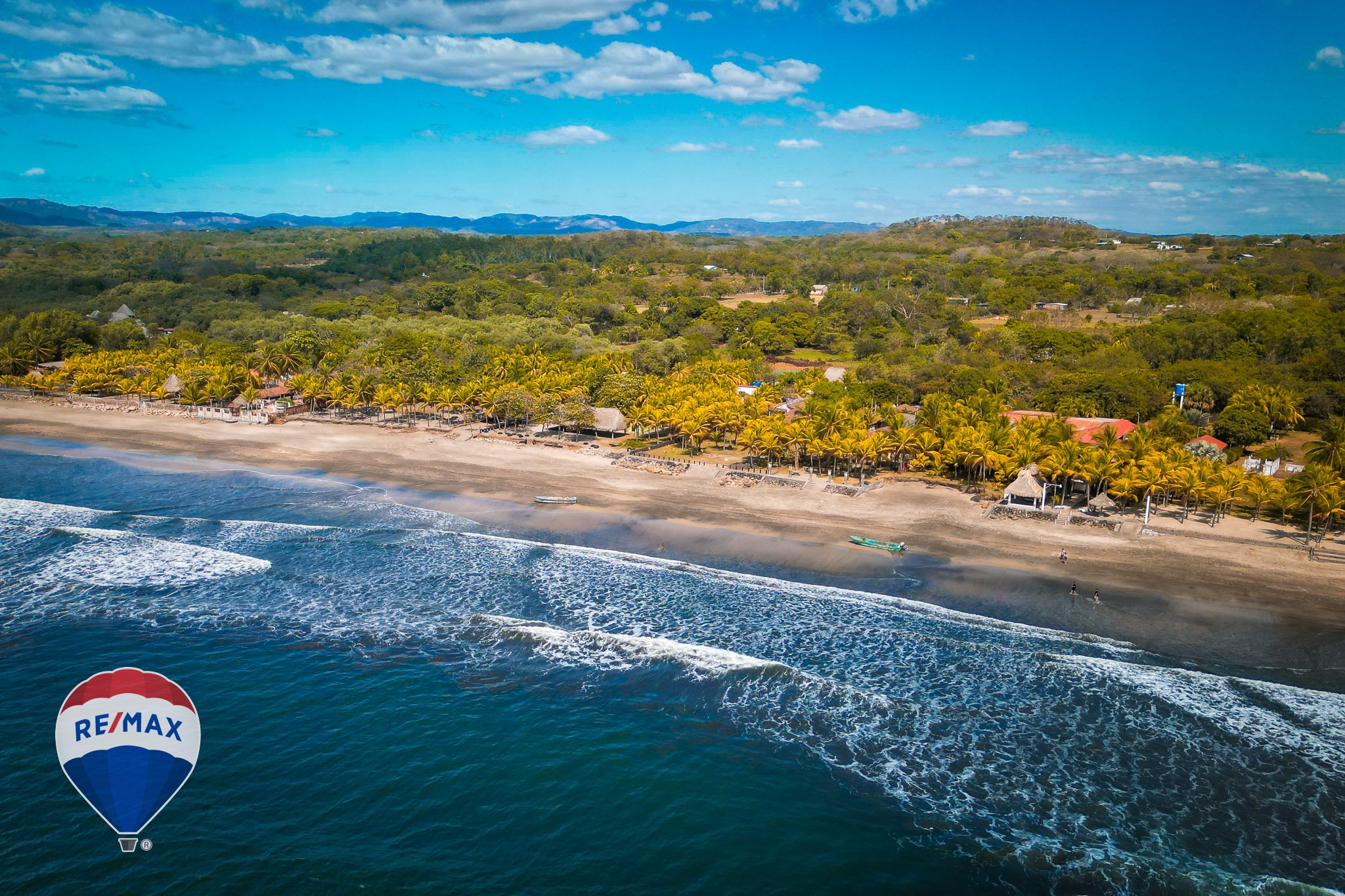 Aposentillo Surf Lot in a Residential Community - Image 16