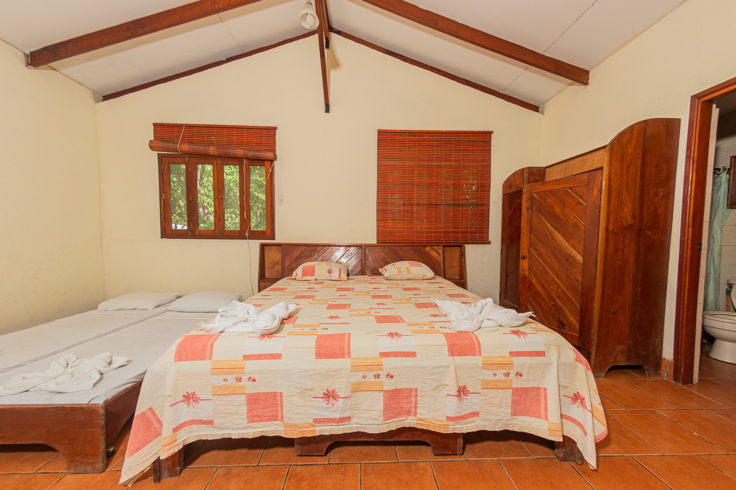 Nearly Beachfront on Playa el Coco: Apartamentos Los Volcanes in Playa el Coco, 4 Apartment Units with Swimming Pool for Sale - Image 19