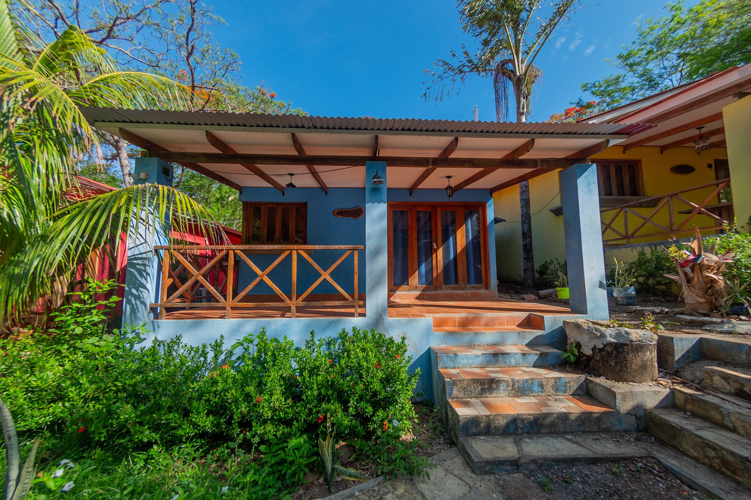 Nearly Beachfront on Playa el Coco: Apartamentos Los Volcanes in Playa el Coco, 4 Apartment Units with Swimming Pool for Sale - Image 29