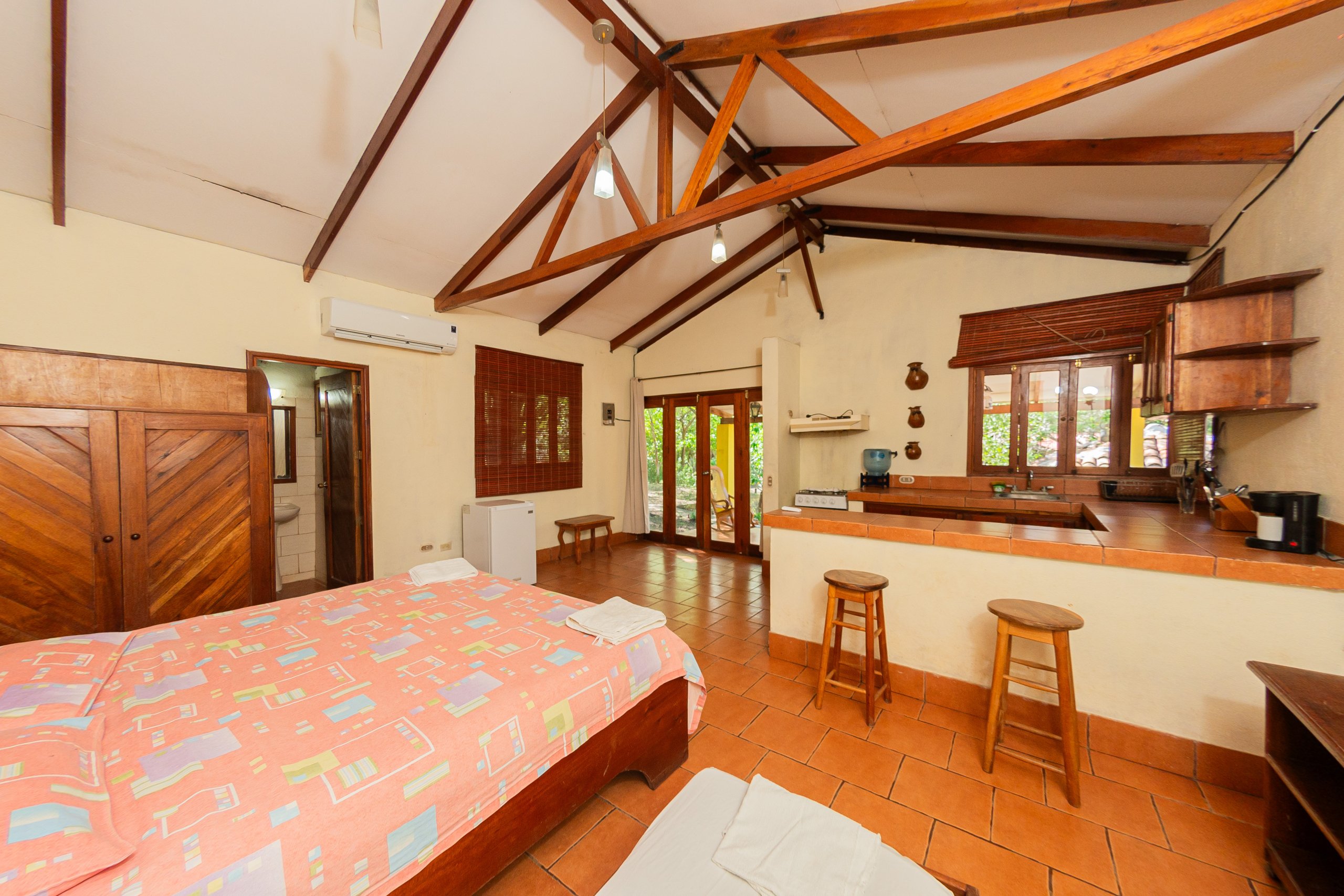 Nearly Beachfront on Playa el Coco: Apartamentos Los Volcanes in Playa el Coco, 4 Apartment Units with Swimming Pool for Sale - Image 42