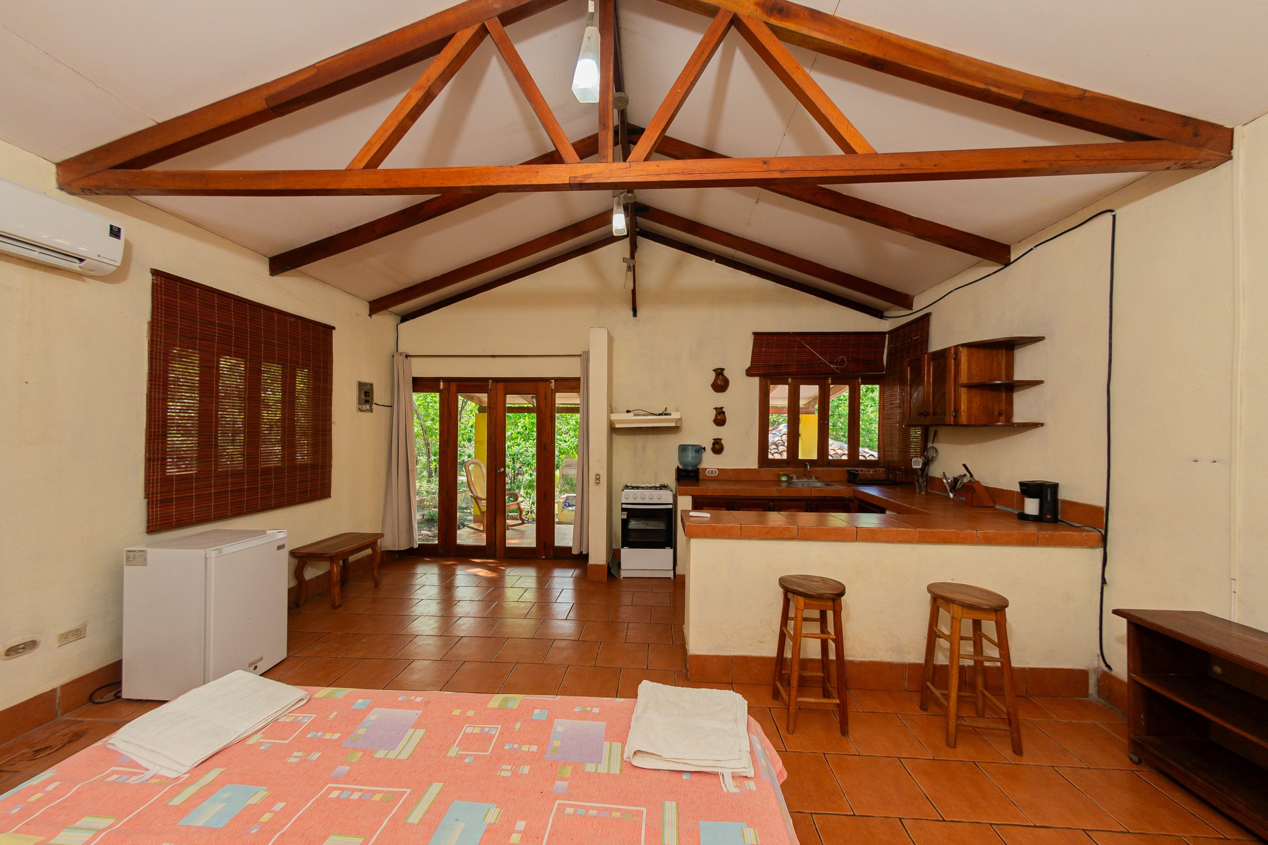 Nearly Beachfront on Playa el Coco: Apartamentos Los Volcanes in Playa el Coco, 4 Apartment Units with Swimming Pool for Sale - Image 44