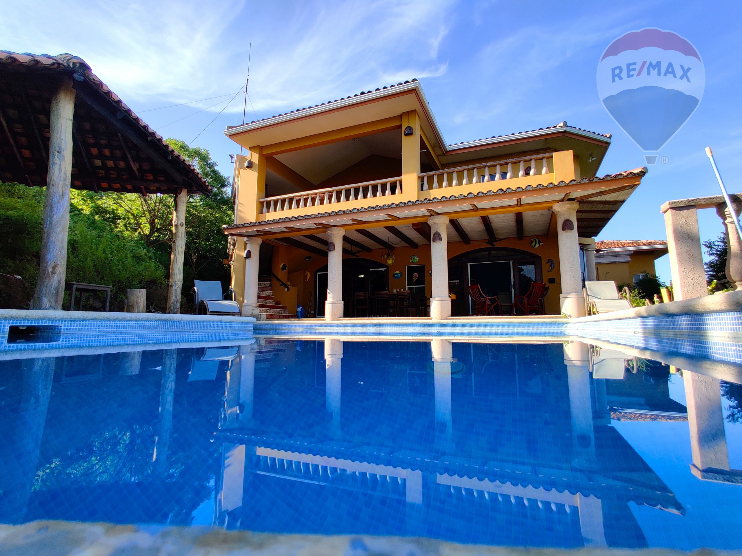 Stunning Beachfront Home - Image 30